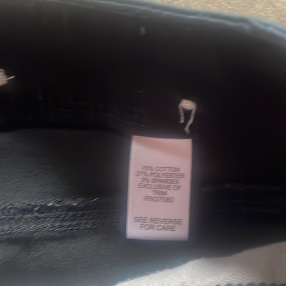 Est 1946 MidRise Cropped Jeans! Size 6 - Picture 5 of 7